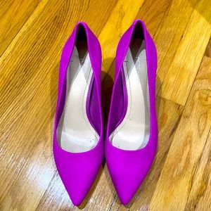 Pink suede BCBG heels